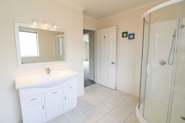 Photo of property in 4/4 Reid Avenue, Mosgiel, 9024