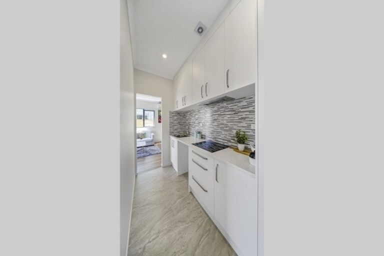 Photo of property in 5 Eastfield Avenue, Flat Bush, Auckland, 2019