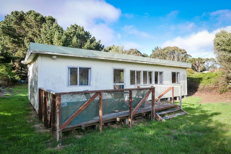 Photo of property in 108 Otakou Golf Course Road, Otakou, Dunedin, 9077