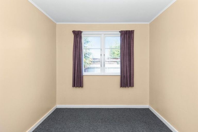 Photo of property in 3/122 Maddison Street, Akina, Hastings, 4122