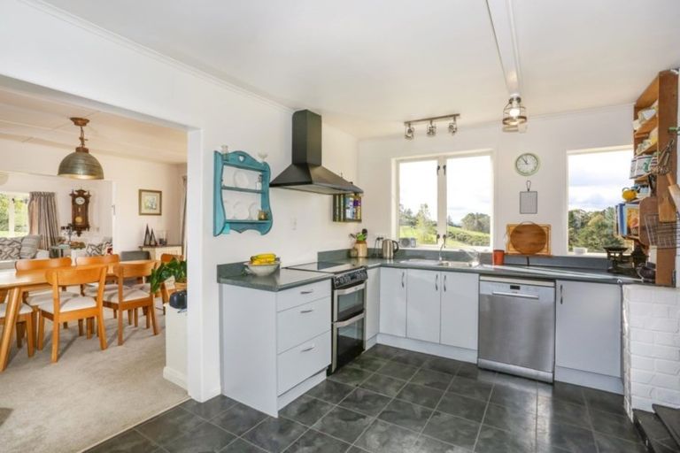 Photo of property in 45 Brewster Road, Pukekawa, Tuakau, 2696