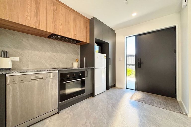 Photo of property in 10b Chatham Street, Addington, Christchurch, 8024