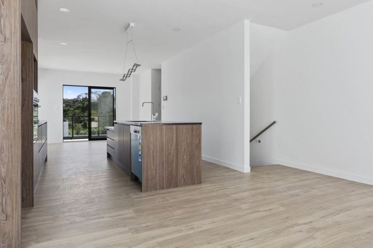 Photo of property in 9 Waka Street, Albany Heights, Auckland, 0632