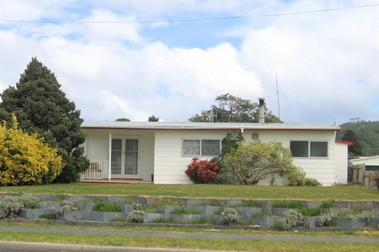 Photo of property in 207 Lincoln Road, Whangamata, 3620