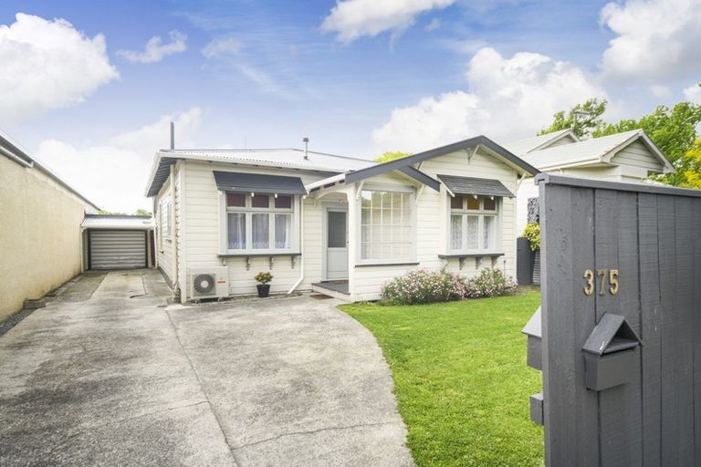 Photo of property in 375 College Street, Hokowhitu, Palmerston North, 4410
