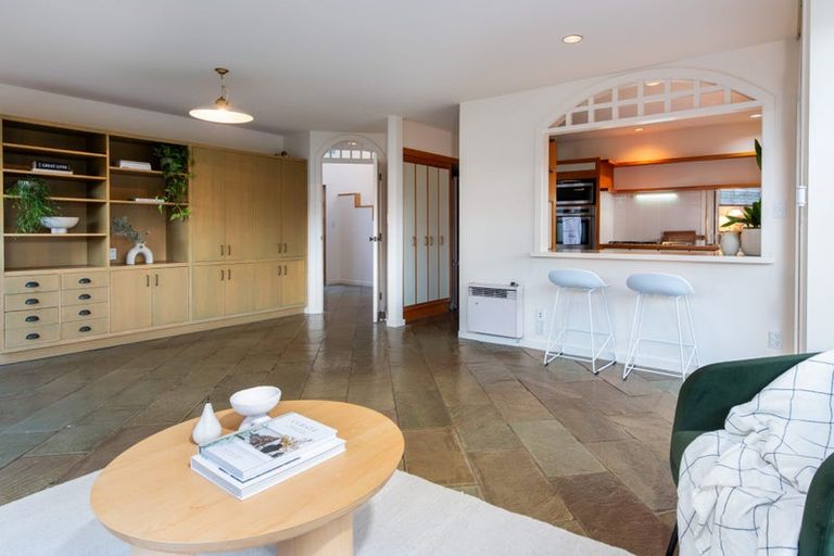 Photo of property in 6 Muritai Road, Milford, Auckland, 0620