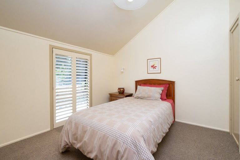 Photo of property in 56 Simla Avenue, Havelock North, 4130