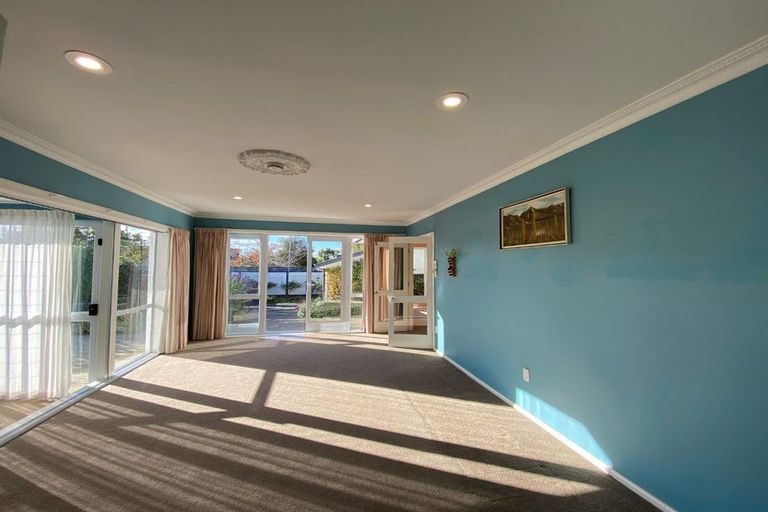 Photo of property in 5 Carruthers Street, Ilam, Christchurch, 8041