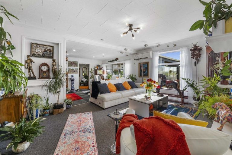 Photo of property in 3 Mabey Street, Eltham, 4322