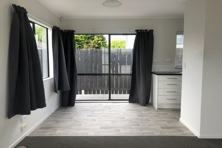 Photo of property in 471 Massey Road, Mangere East, Auckland, 2024