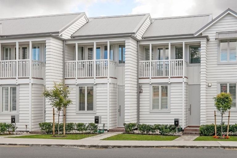 Photo of property in 9/83 Hinemoa Street, Birkenhead, Auckland, 0626