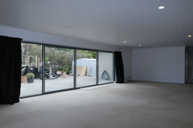 Photo of property in 17 Charlotte Way, Raumati South, Paraparaumu, 5032