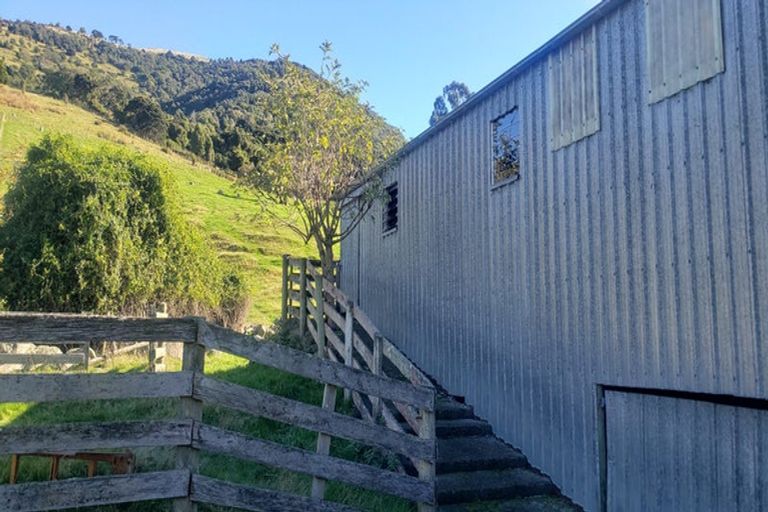 Photo of property in 33 Montgomerys Road, Little River, 7591