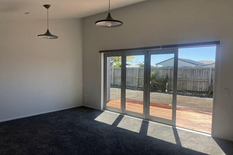 Photo of property in 159 Pacific Road, North New Brighton, Christchurch, 8083