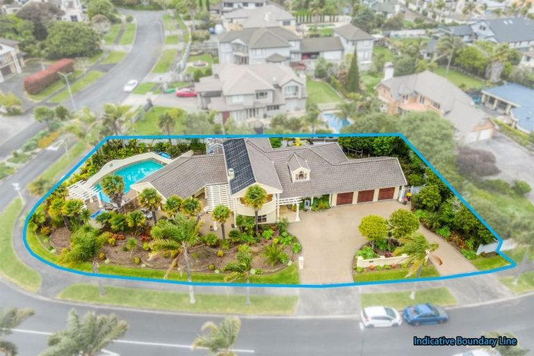 Photo of property in 2 Anaheim Boulevard, Shamrock Park, Auckland, 2016