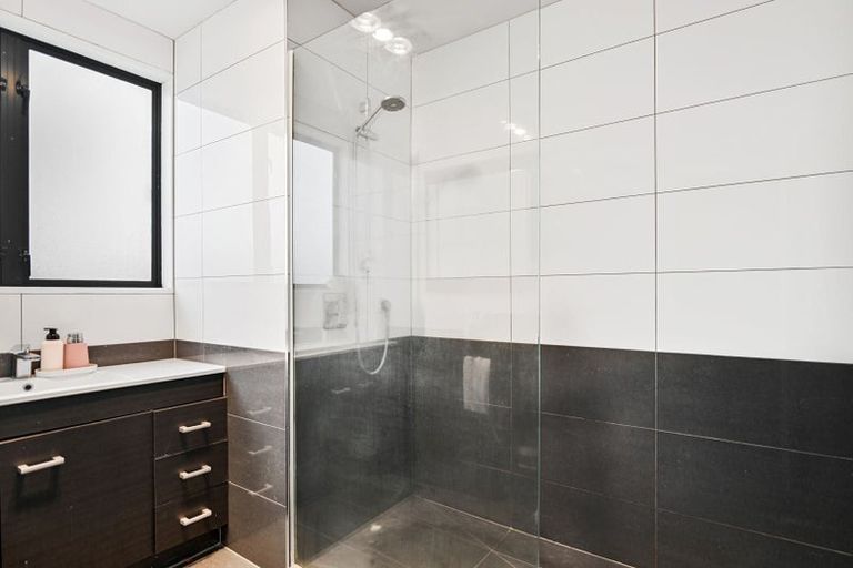 Photo of property in 2/106 Elizabeth Street, Riccarton, Christchurch, 8041