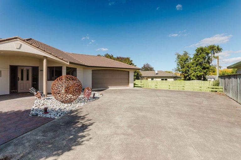Photo of property in 10 Victoria Avenue, Dannevirke, 4930