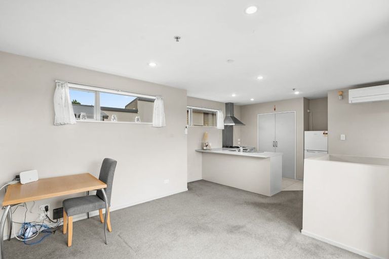 Photo of property in 10/9 Cameron Street, Sydenham, Christchurch, 8023