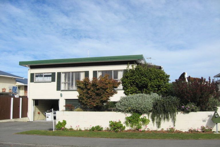Photo of property in 2/53 Bucknell Street, Sockburn, Christchurch, 8042