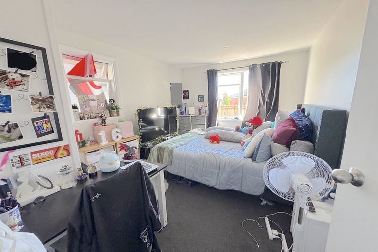 Photo of property in 15 Hooker Avenue, Bryndwr, Christchurch, 8053