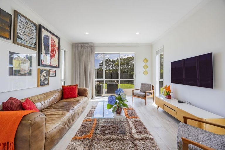 Photo of property in 67 Matua Road, Huapai, Kumeu, 0810