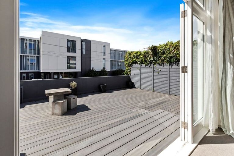 Photo of property in 2 Katherine Avenue, Thorndon, Wellington, 6011