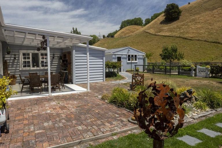 Photo of property in 973 Mstn-castlepoint Road, Tauweru, Masterton, 5889