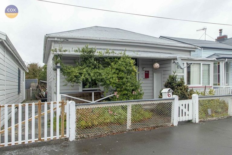 Photo of property in 6 Sale Street, Napier South, Napier, 4110