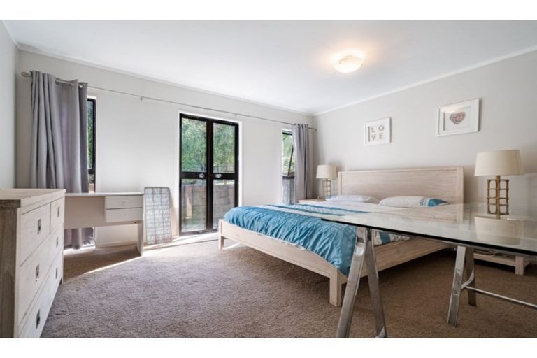 Photo of property in 1/121 Astley Avenue, New Lynn, Auckland, 0600