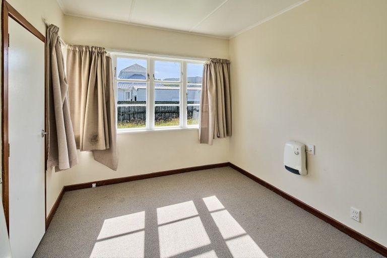 Photo of property in 128a Waiwhetu Road, Waterloo, Lower Hutt, 5011