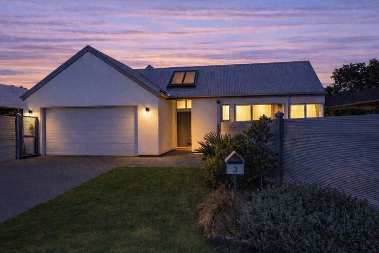 Photo of property in 3 Hinton Place, Rangiora, 7400