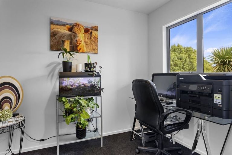 Photo of property in 7 Monks Parade, The Pines Beach, 7630