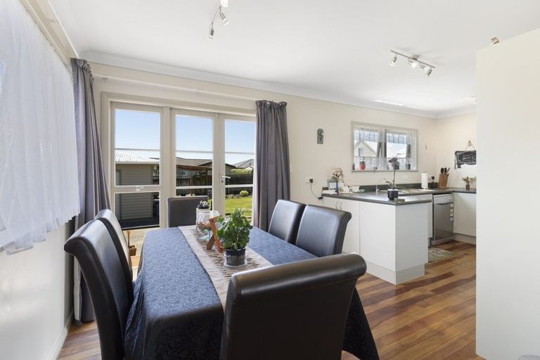 Photo of property in 37 Green Avenue, Levin, 5510