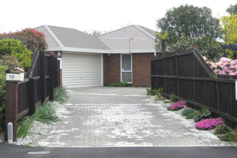 Photo of property in 2/10 Argo Place, Casebrook, Christchurch, 8051