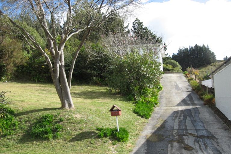 Photo of property in 13 Sharpe Crescent, Wainuiomata, Lower Hutt, 5014