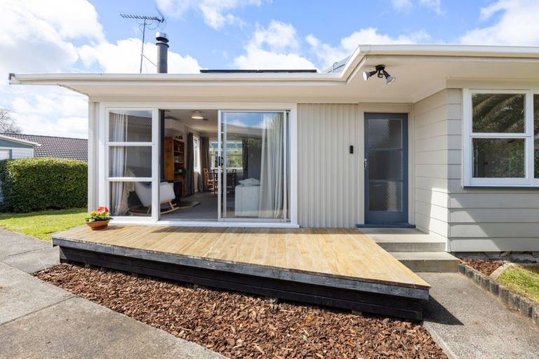 Photo of property in 30 Deanwell Avenue, Deanwell, Hamilton, 3206