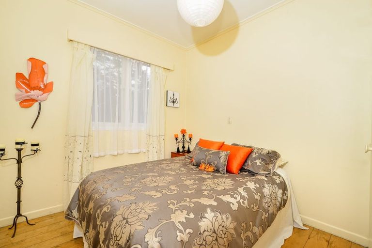 Photo of property in 113 Foster Road, Kumeu, 0891