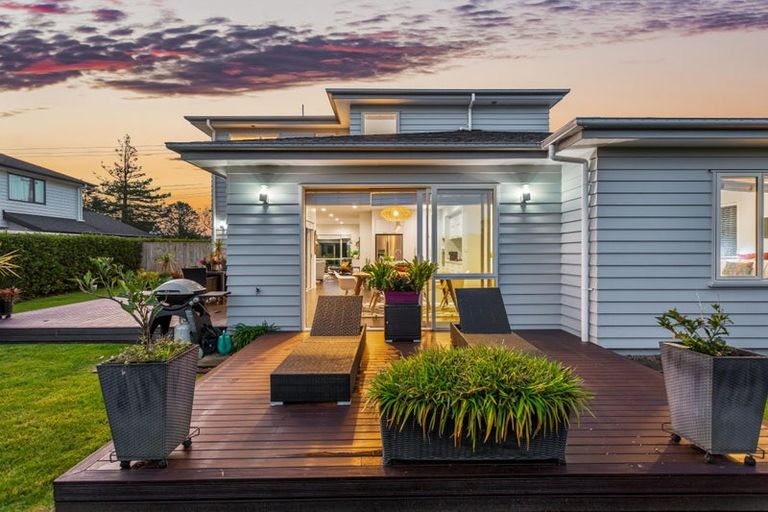 Photo of property in 64 Kaipara Portage Road, Riverhead, 0820