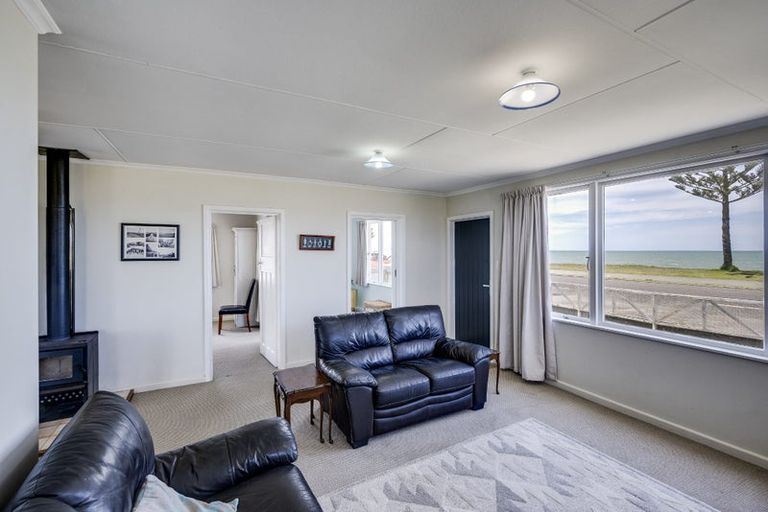 Photo of property in 64 The Esplanade, Westshore, Napier, 4110