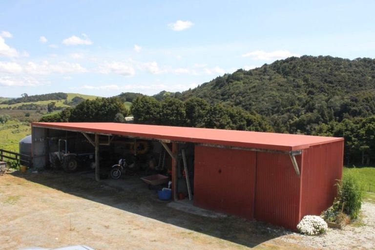 Photo of property in 352 Heatley Road, Whakapirau, Maungaturoto, 0583