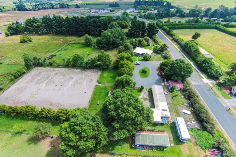 Photo of property in 101 Mcrobbie Road, Kingseat, Papakura, 2580