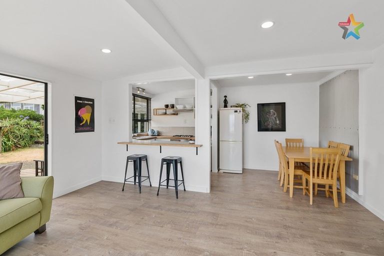 Photo of property in 341 Te Horo Beach Road, Te Horo Beach, Otaki, 5581