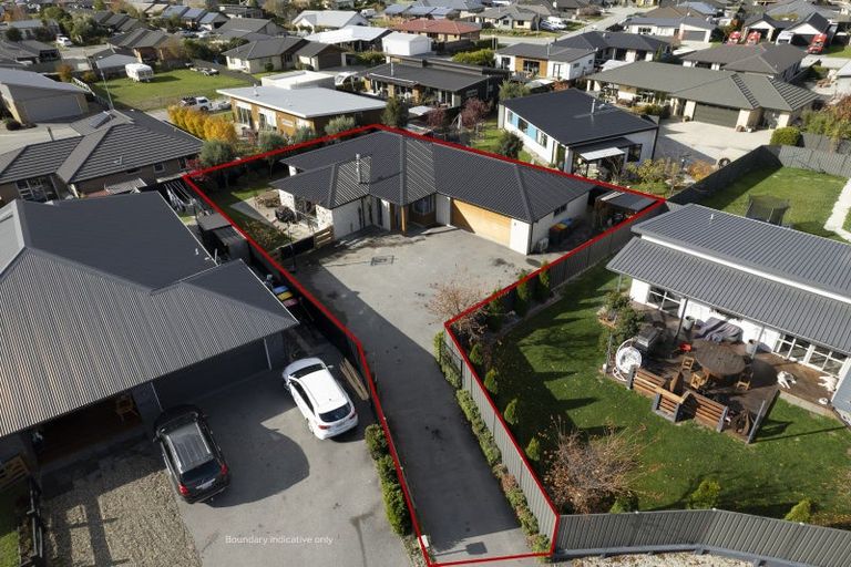 Photo of property in 14 Magnetic Place, Cromwell, 9310