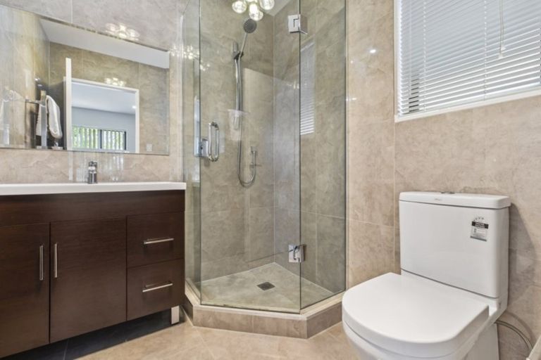 Photo of property in 15c Omana Road, Papatoetoe, Auckland, 2025