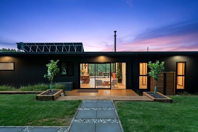 Photo of property in 1140 Russell Road, Opuawhanga, Hikurangi, 0184