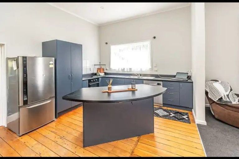 Photo of property in 9 Kelvin Street, Aramoho, Whanganui, 4500