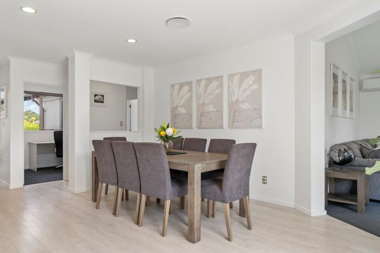 Photo of property in 6 Ohope Place, Papamoa Beach, Papamoa, 3118