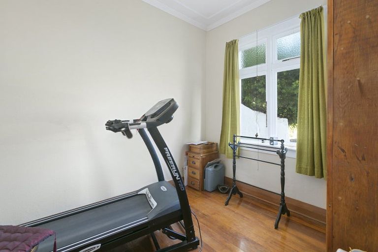 Photo of property in 32 Motu Street, Saint Clair, Dunedin, 9012