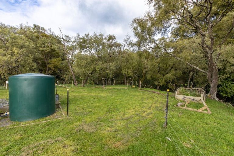 Photo of property in 137 Kiritaki Road, Dannevirke, 4972