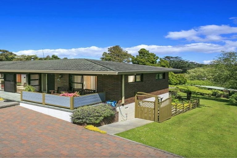 Photo of property in 70a Roberts Road, Glenfield, Auckland, 0629